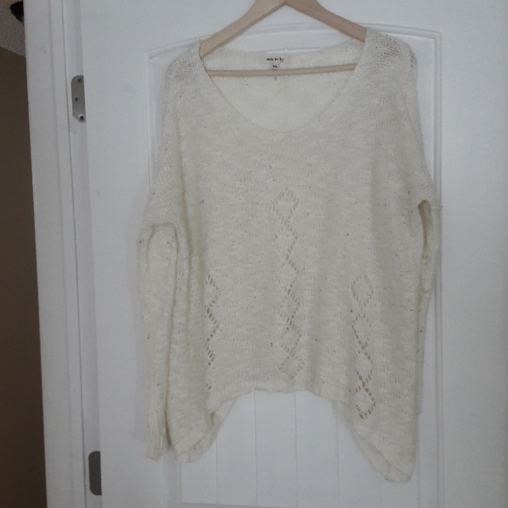 Flowy cream sweater
